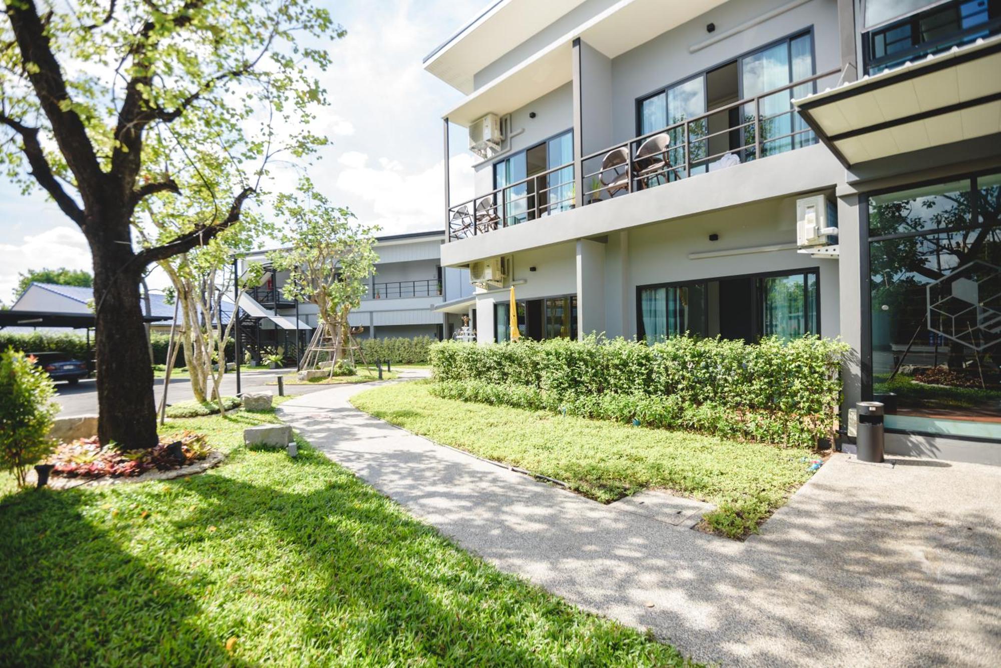 Phuengluang Riverside Hotel Chanthaburi Zewnętrze zdjęcie