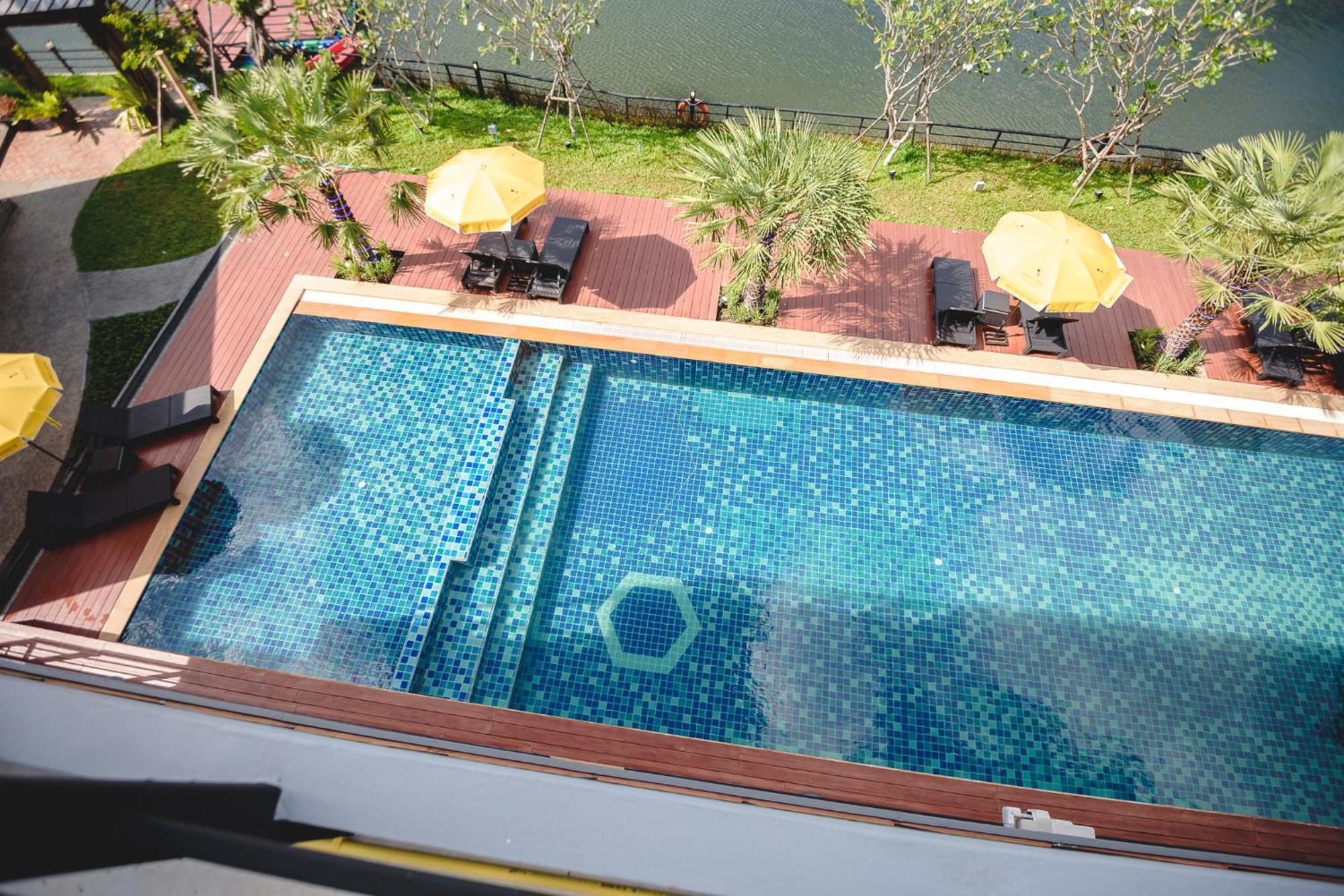 Phuengluang Riverside Hotel Chanthaburi Zewnętrze zdjęcie