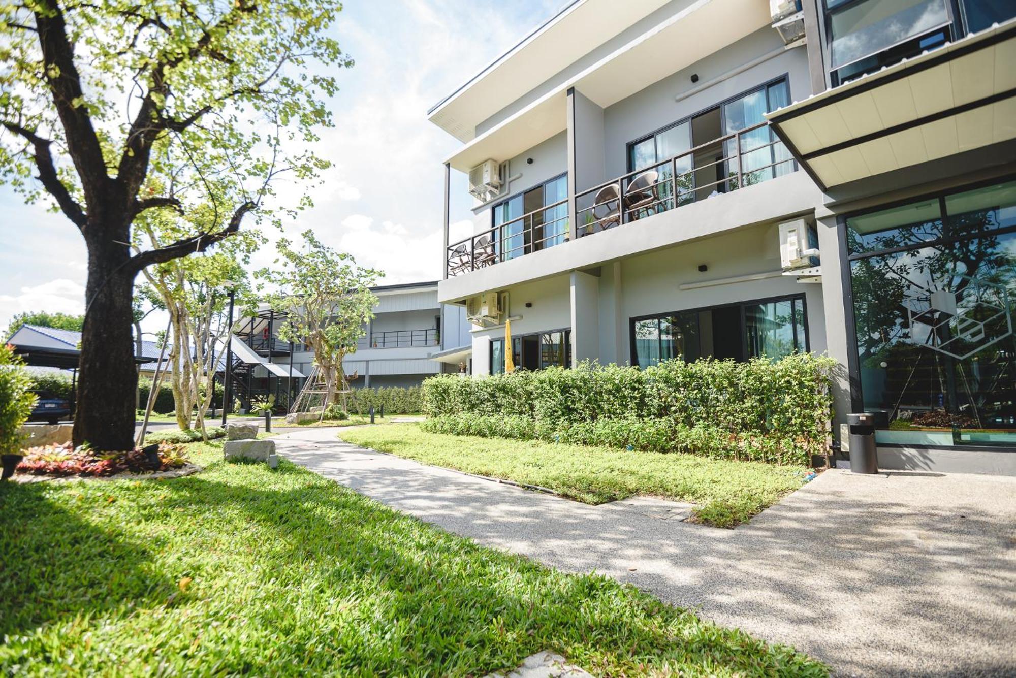 Phuengluang Riverside Hotel Chanthaburi Zewnętrze zdjęcie